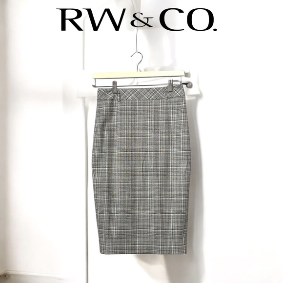 RW&CO. Suiting, Gray Knee-Length Pencil Skirt, XS - Picture 1 of 7